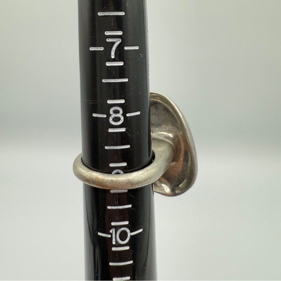 Modernist Abstract Silver Tone Ring - Picture 11 of 14